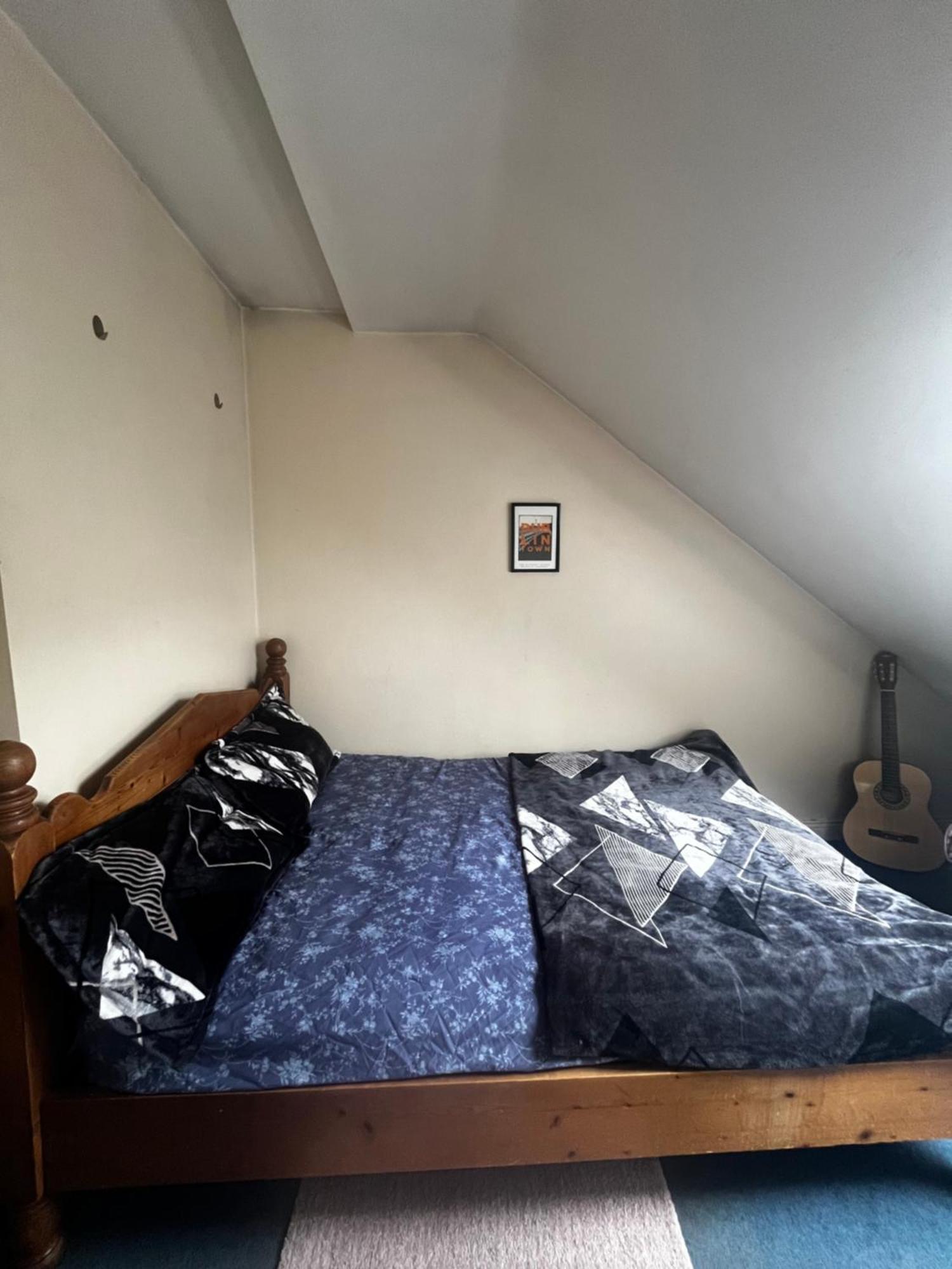 Private In Centre Opposite Connolly Station Habitación en casa particular *